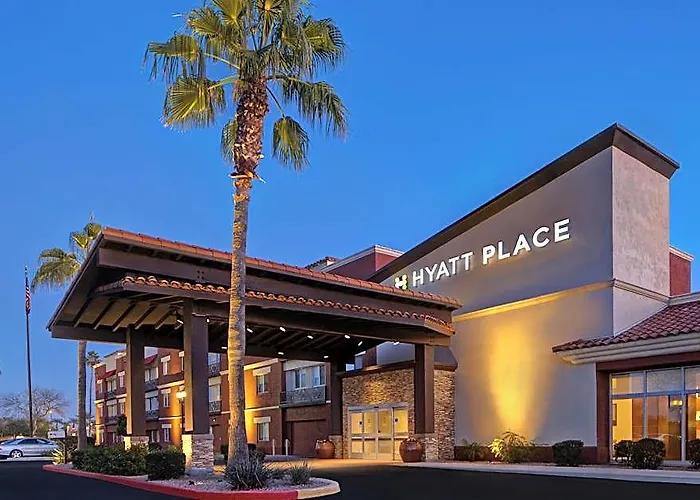 Hyatt Place Phoenix - Fashion Center 3*