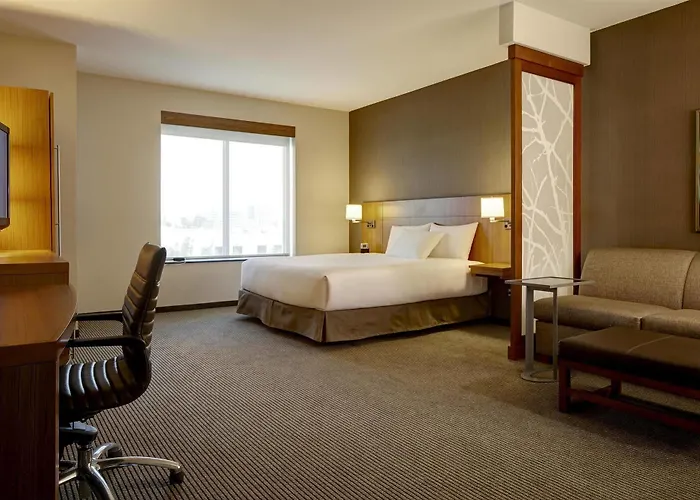 Hyatt Place Phoenix - Fashion Center Chandler